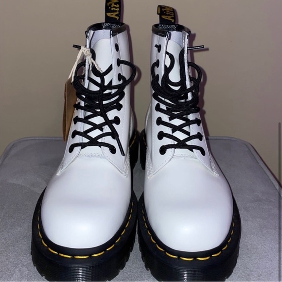 doc martin boots - Picture 4 of 4